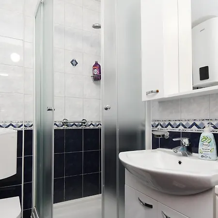 Apartamento With Terrace