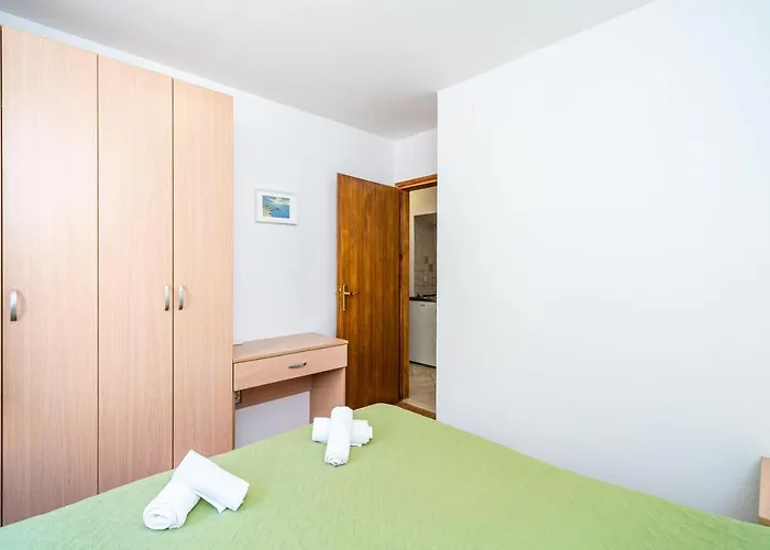 With Terrace Διαμέρισμα