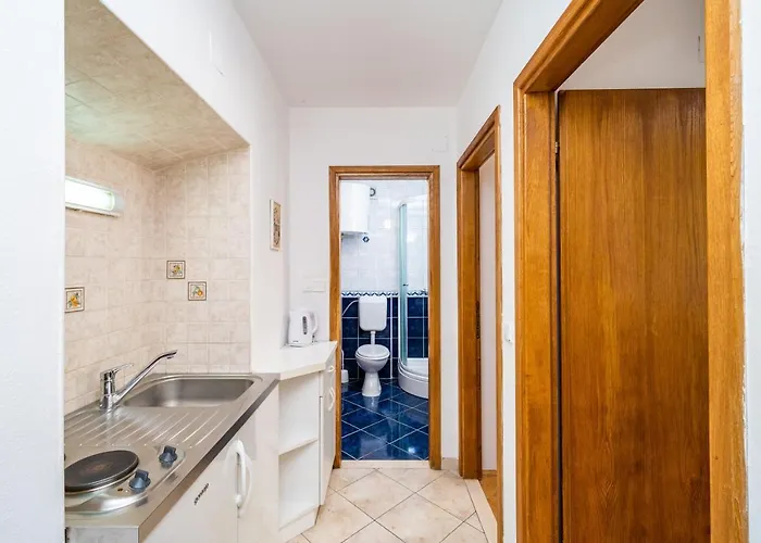 With Terrace Apartman