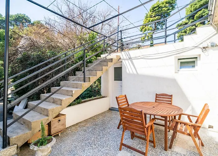 With Terrace דירה דוברובניק